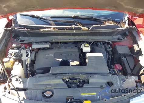 2018 Nissan Pathfinder Sl z USA, uszkodzony, nr VIN 5N1DR2MN9JC669582